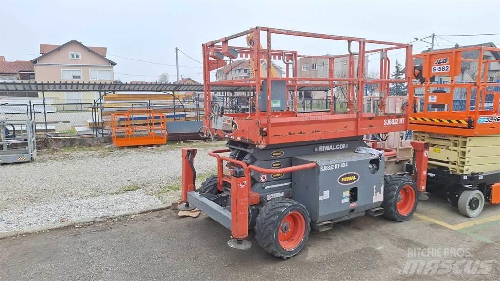 SkyJack SJ6832RTE Makasli platformlar