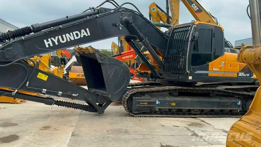 Hyundai 305LC-9T Paletli ekskavatörler