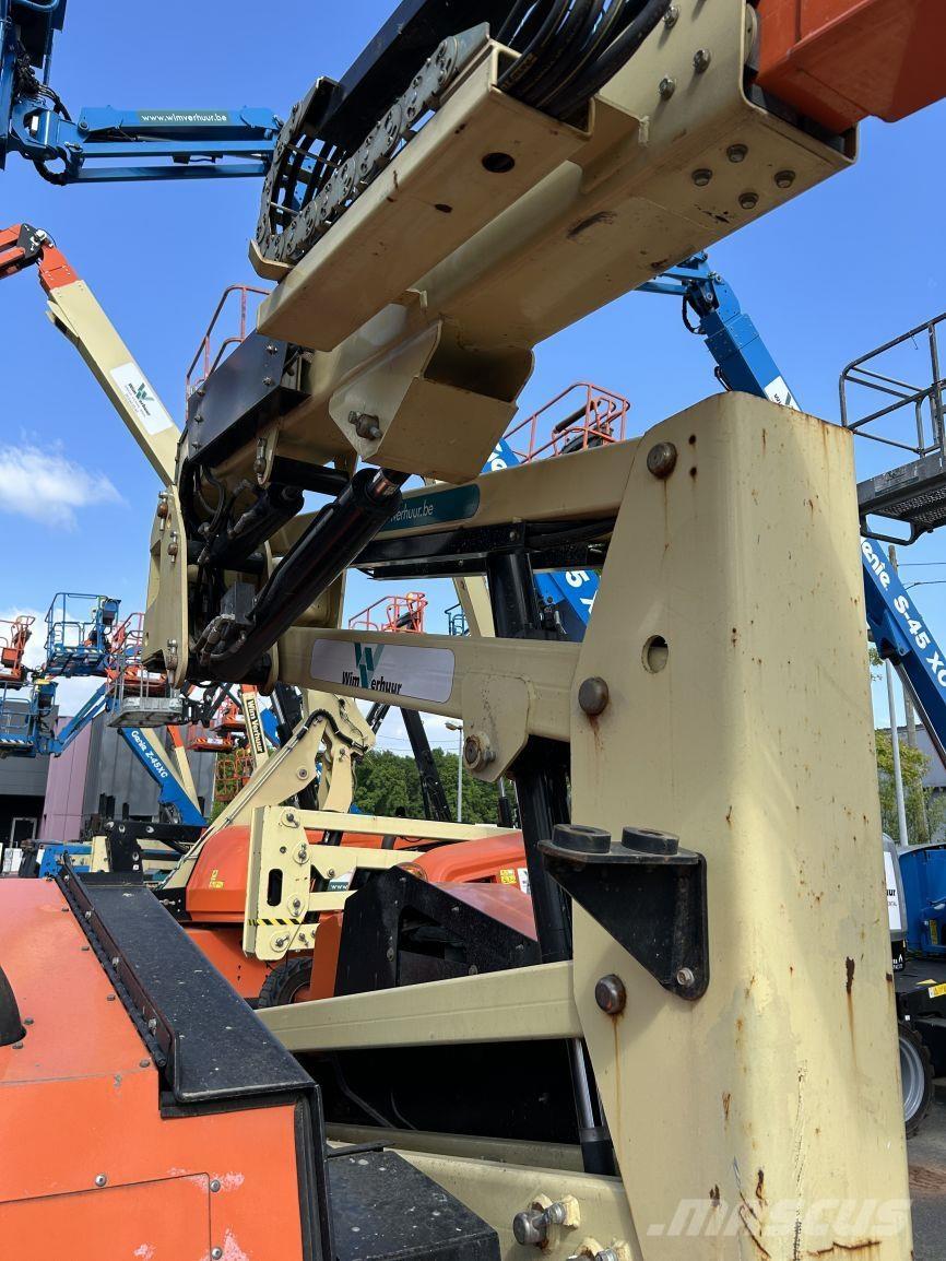 JLG 340AJ (4972) Körüklü personel platformları