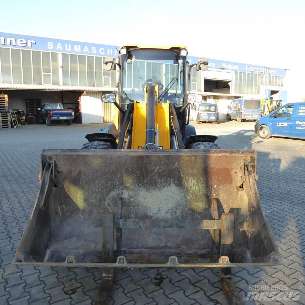 JCB 409 SV Tekerlekli yükleyiciler