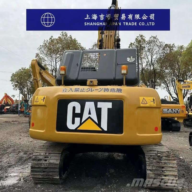 CAT 323 D Paletli ekskavatörler
