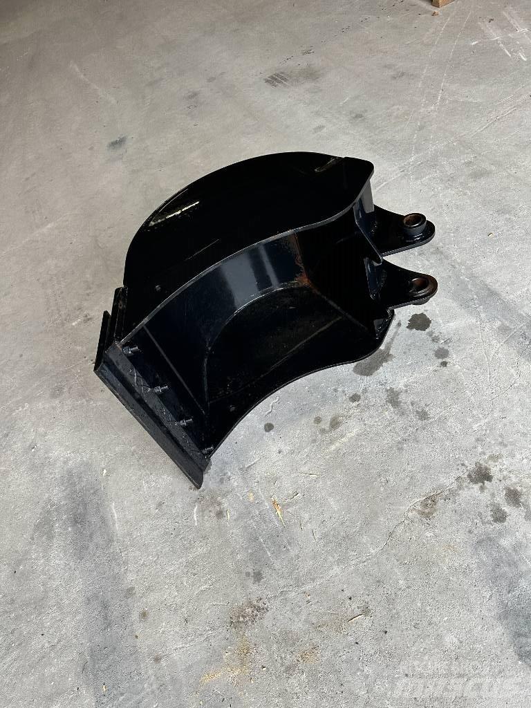 JCB 60 cm graveskovl Kovalar