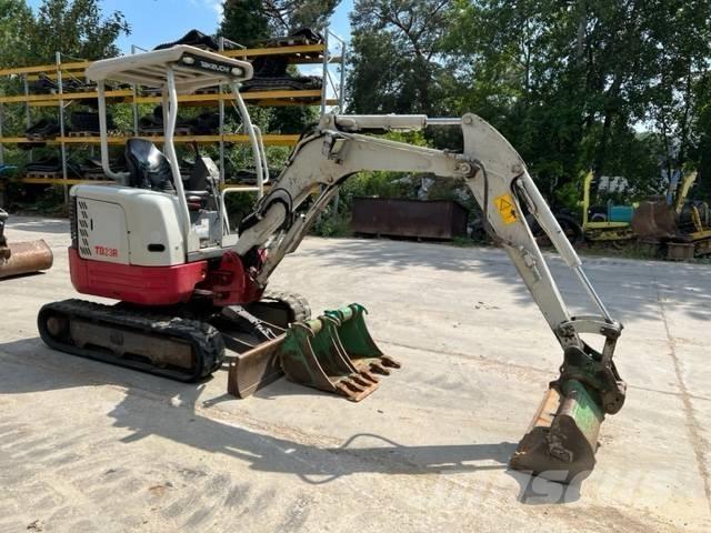 Takeuchi TB23R Mini ekskavatörler, 7 tona dek