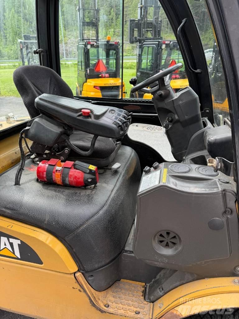 CAT GP 30 N LPG'li forkliftler