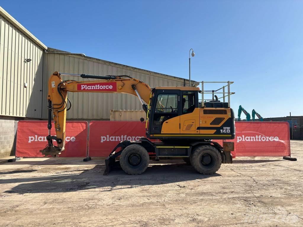 Hyundai HW140 Lastik tekerli ekskavatörler