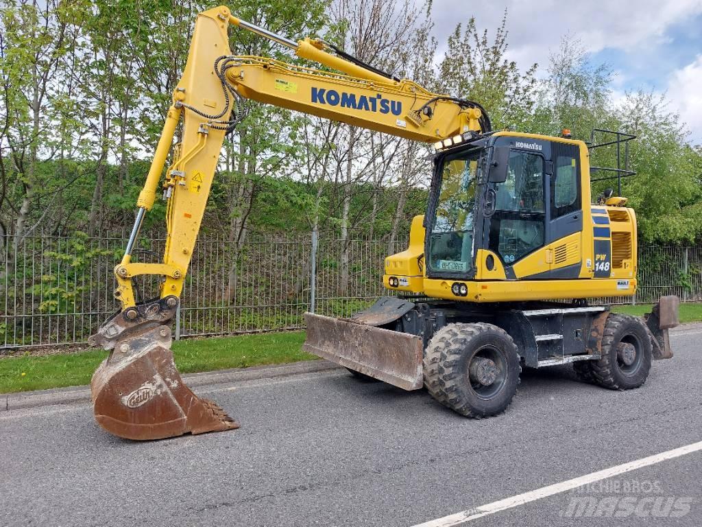 Komatsu PW148-11 Lastik tekerli ekskavatörler