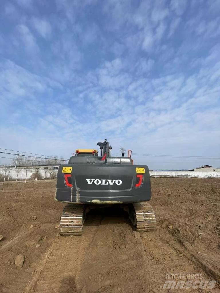 Volvo EC210D Paletli ekskavatörler