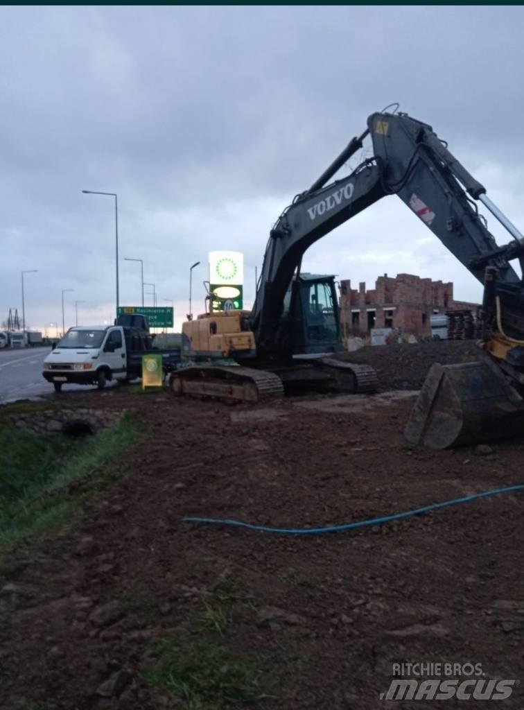 Volvo EC 240 C L Paletli ekskavatörler