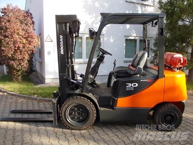 Doosan G 30 E LPG'li forkliftler