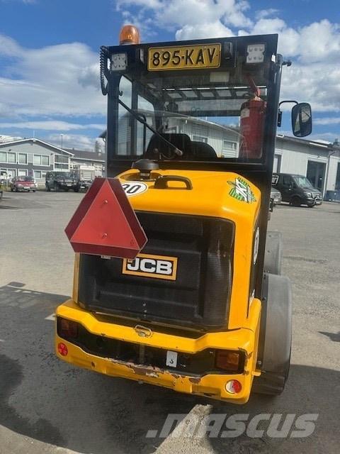 JCB 403 Tekerlekli yükleyiciler