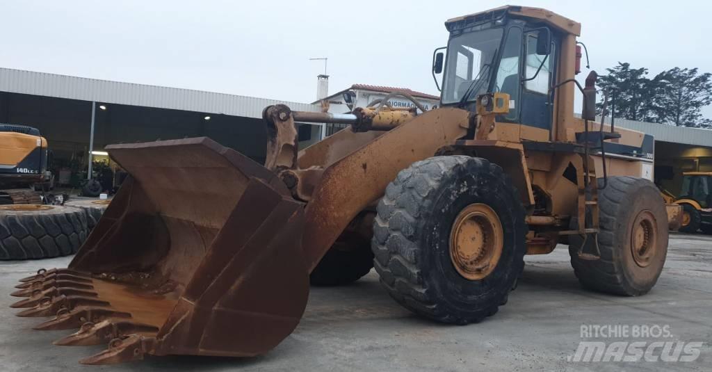 Komatsu WA500-1 Tekerlekli yükleyiciler