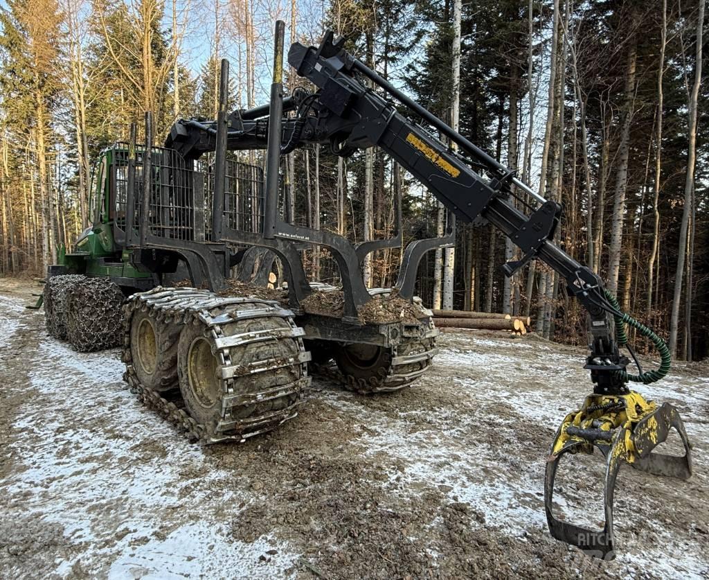 John Deere 1010G Tomruk yükleyici traktörler