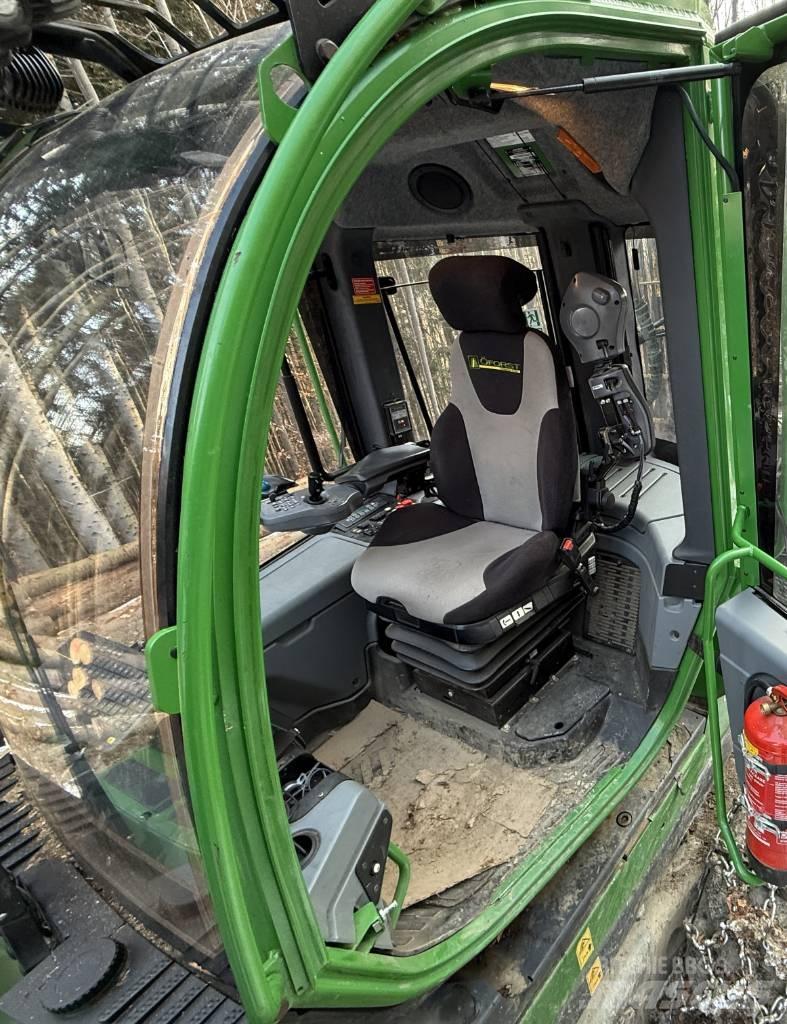 John Deere 1010G Tomruk yükleyici traktörler