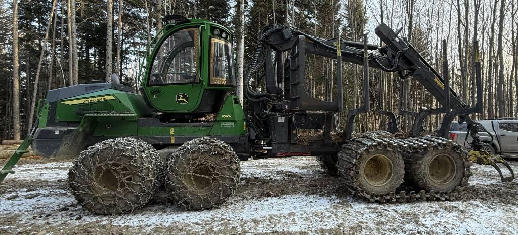 John Deere 1010G Tomruk yükleyici traktörler