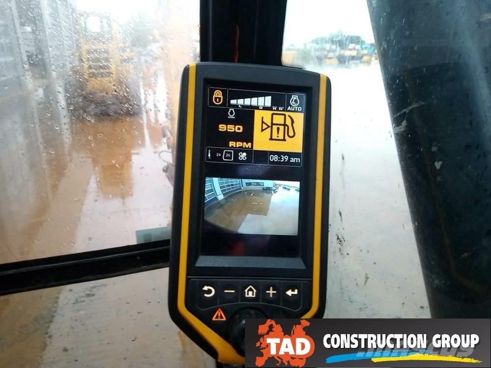 JCB JS 220 LC Paletli ekskavatörler
