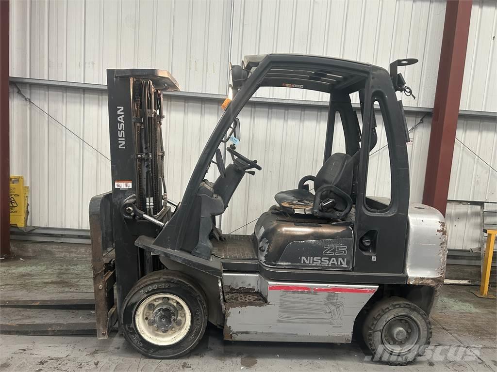 Nissan Y1D2A25Q Dizel forkliftler