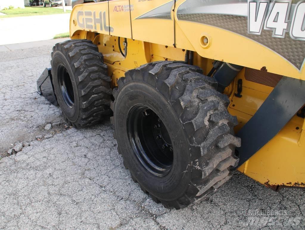 Gehl V 400 Skid steer loderler