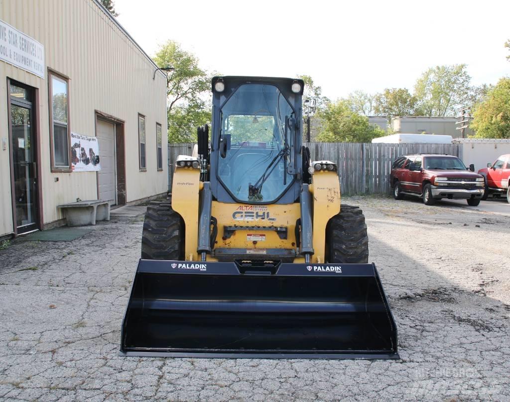 Gehl V 400 Skid steer loderler