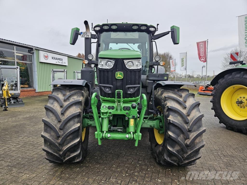 John Deere 6R215 Traktörler