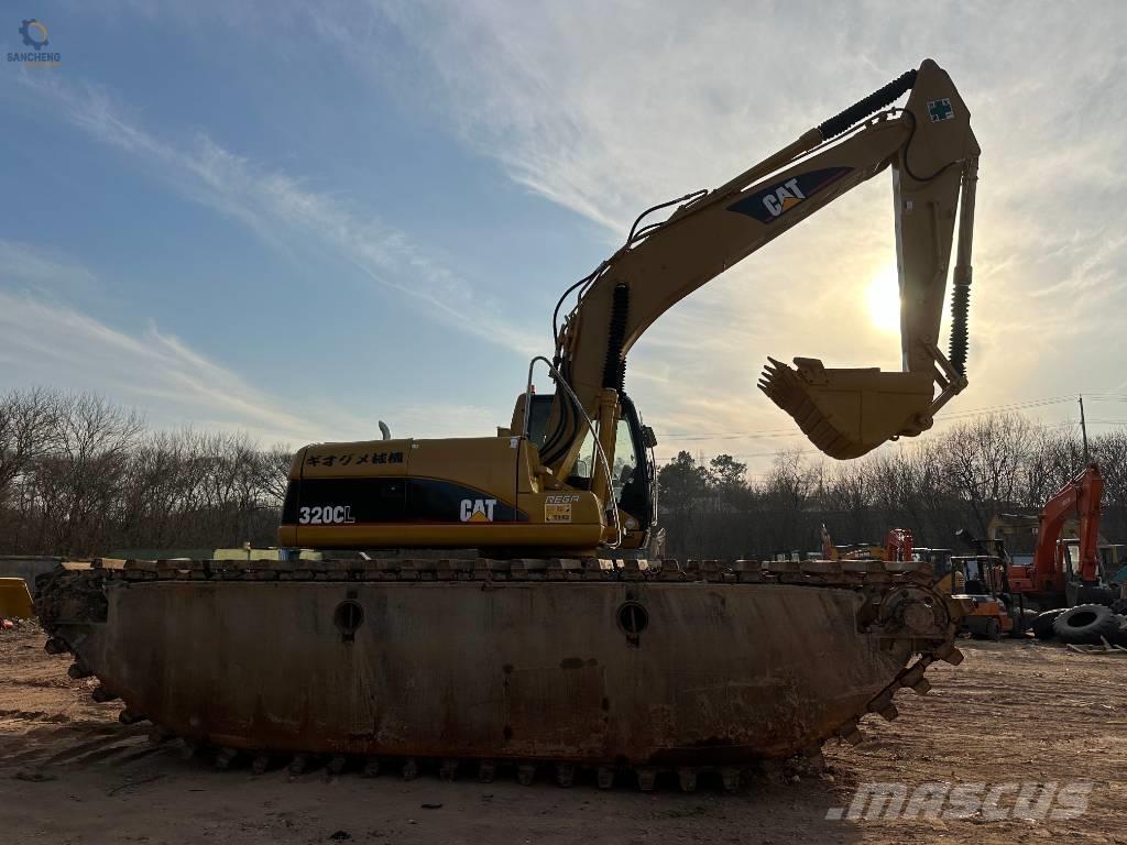 CAT 320CL Amfibi Ekskavatörler