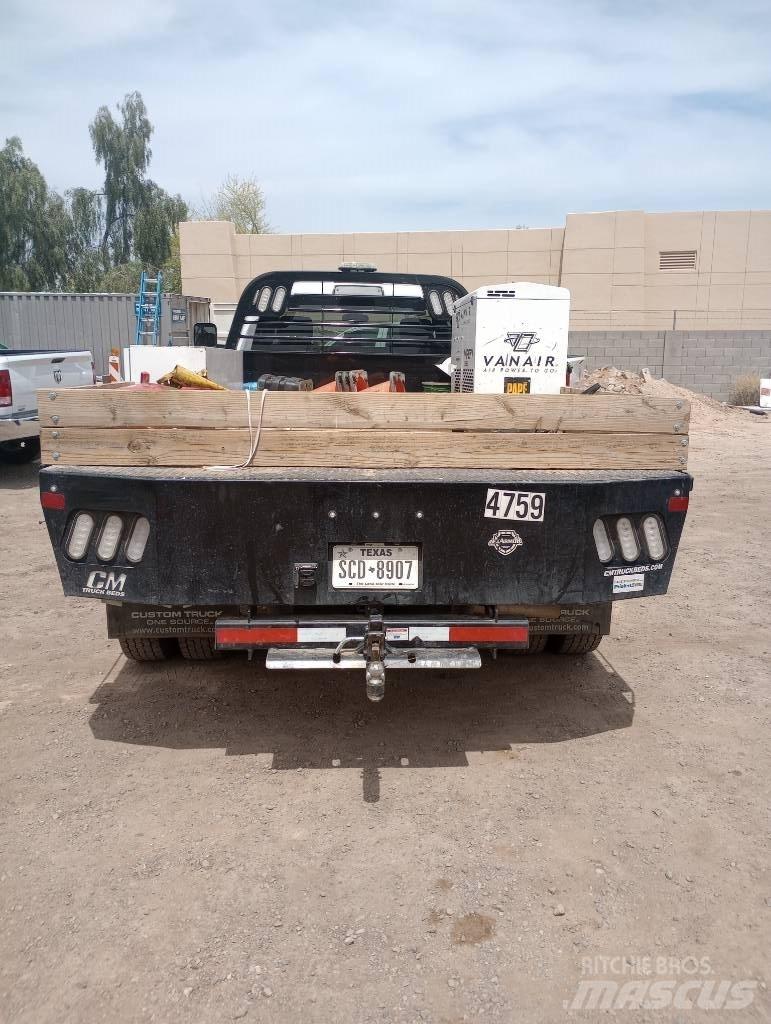 RAM 5500 Flatbed kamyonlar
