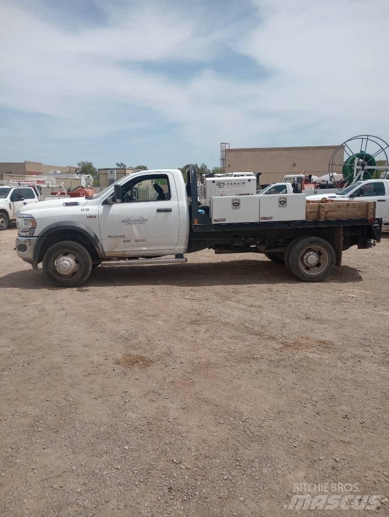 RAM 5500 Flatbed kamyonlar
