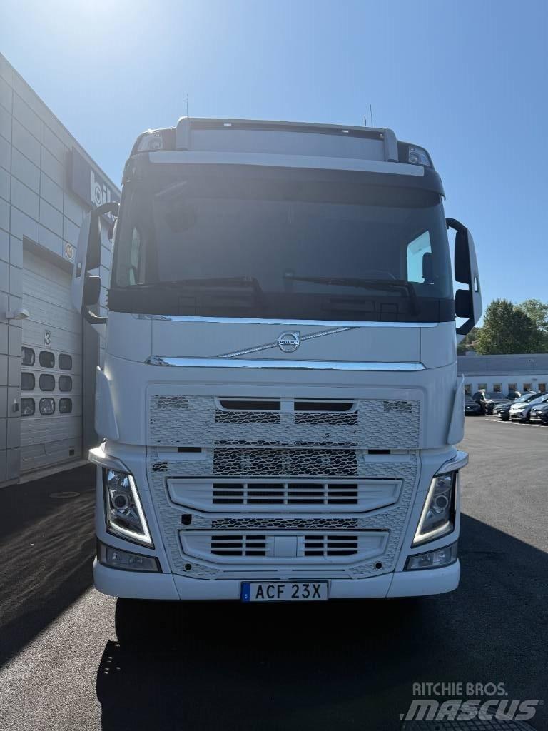 Volvo FH 540 6x2 Kapali kasa kamyonlar