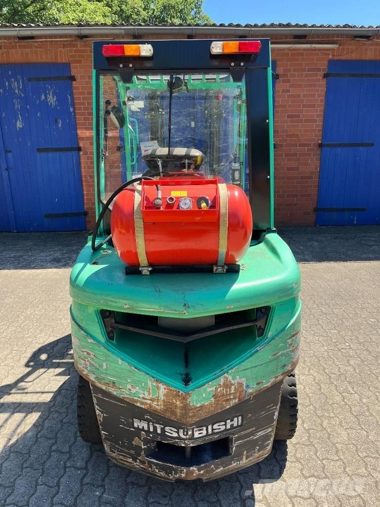 Mitsubishi FG 35 N LPG'li forkliftler
