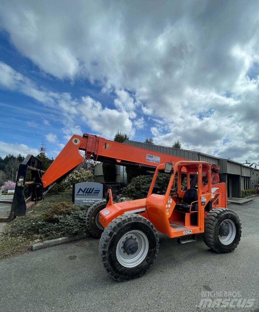 JLG 6042 Arazi tipi forklift