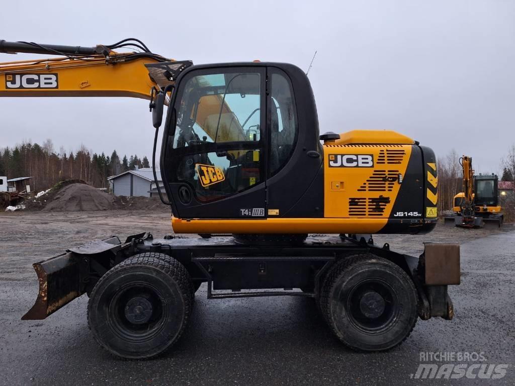 JCB JS 145 W Lastik tekerli ekskavatörler