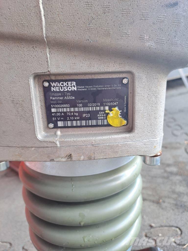 Wacker Neuson AS50e Sıkıştırma tokmakları