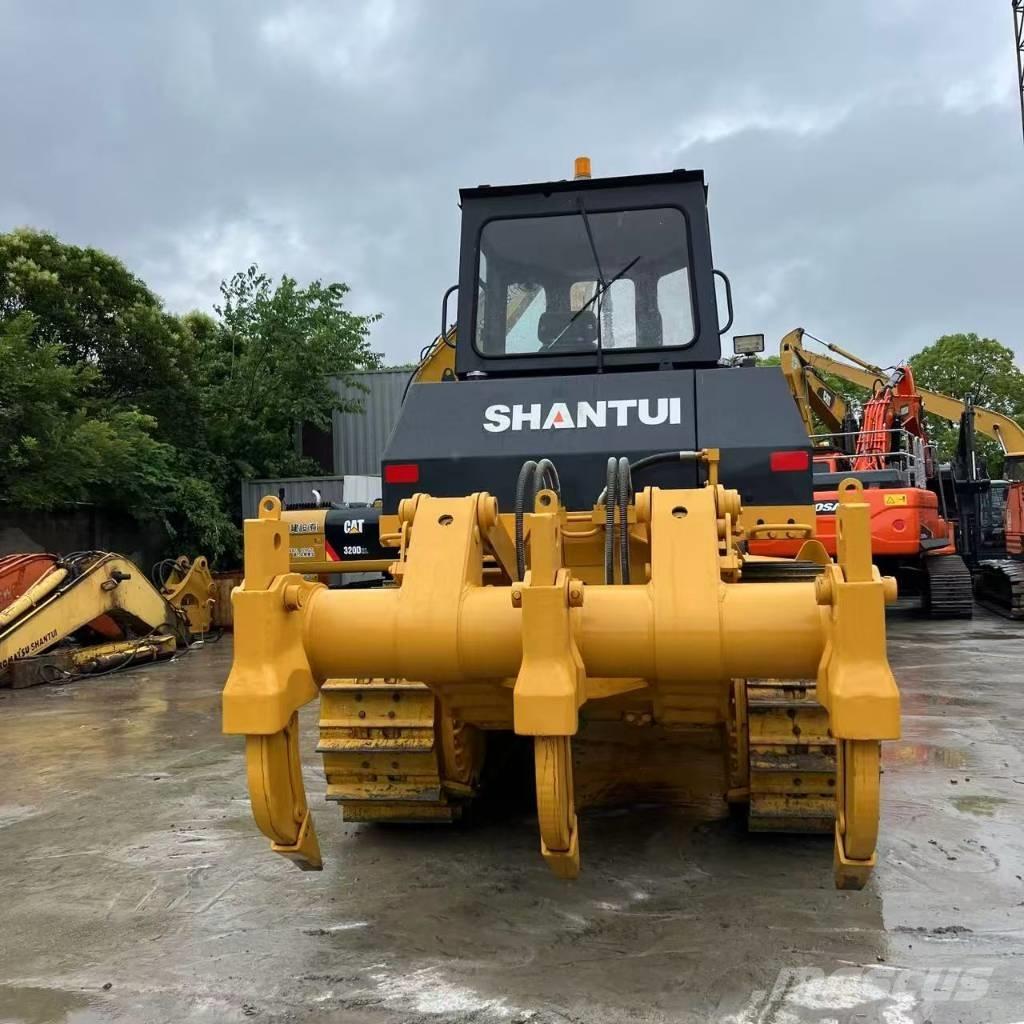 Shantui SD 22 Paletli dozerler
