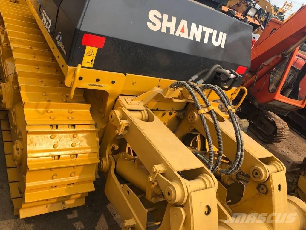 Shantui SD22 Paletli dozerler