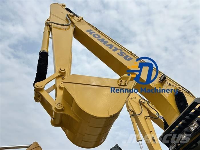 Komatsu PC 220-8 Paletli ekskavatörler