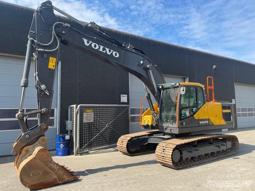 Volvo EC220E Paletli ekskavatörler