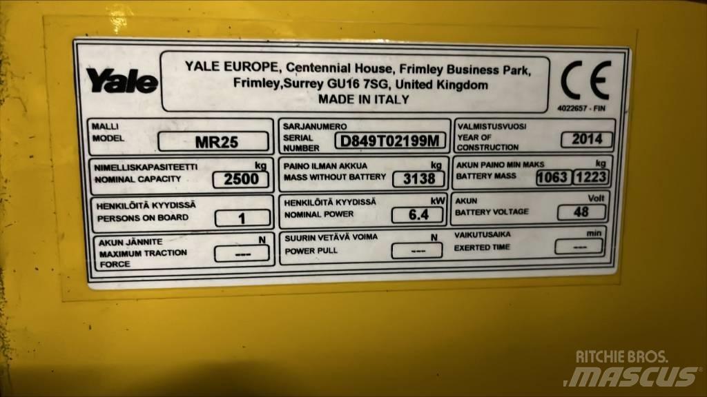 Yale MR25 Reach truck - depo içi istif araçları