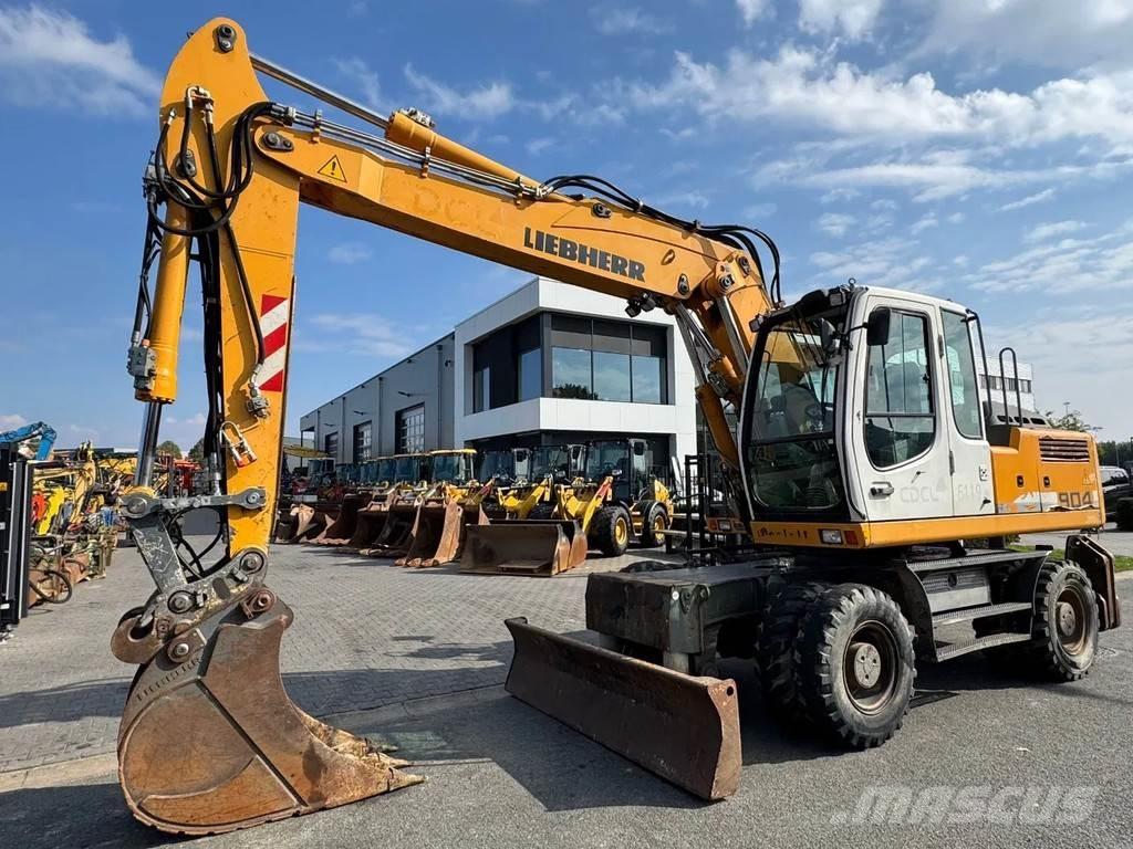 Liebherr A904C Lastik tekerli ekskavatörler