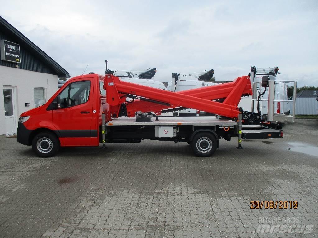VERSALIFT VTX 240 G3 Araç üstü platformlar
