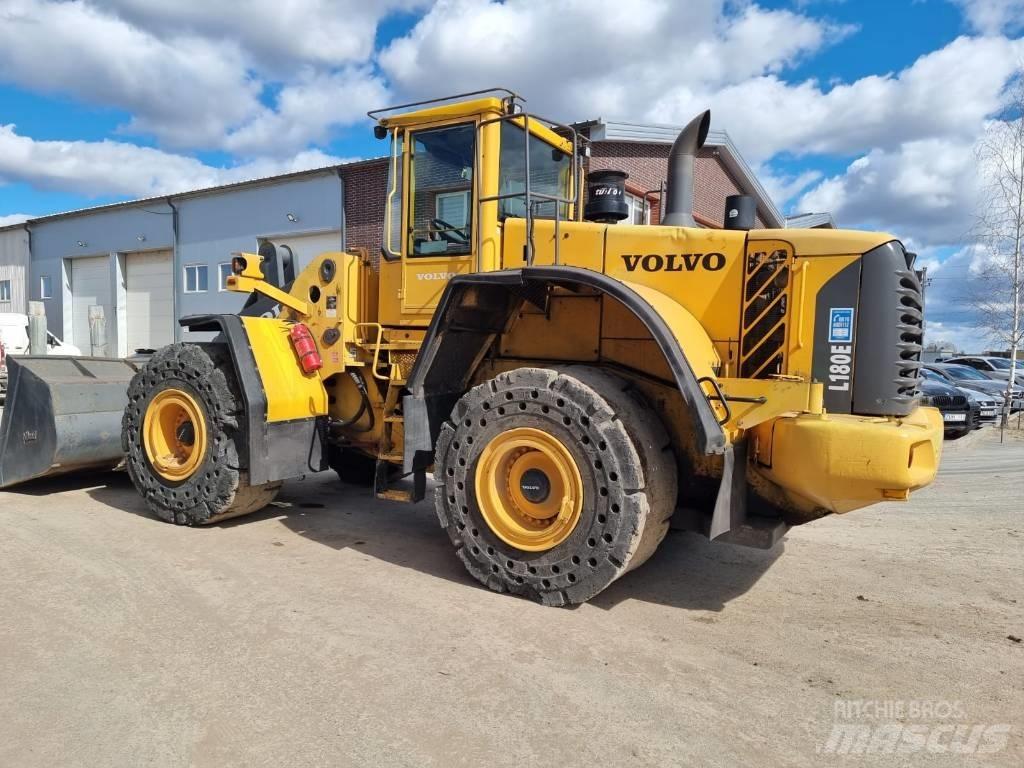 Volvo L 180 E Tekerlekli yükleyiciler