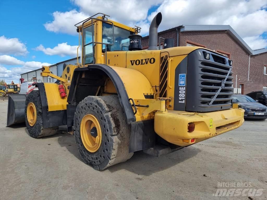 Volvo L 180 E Tekerlekli yükleyiciler