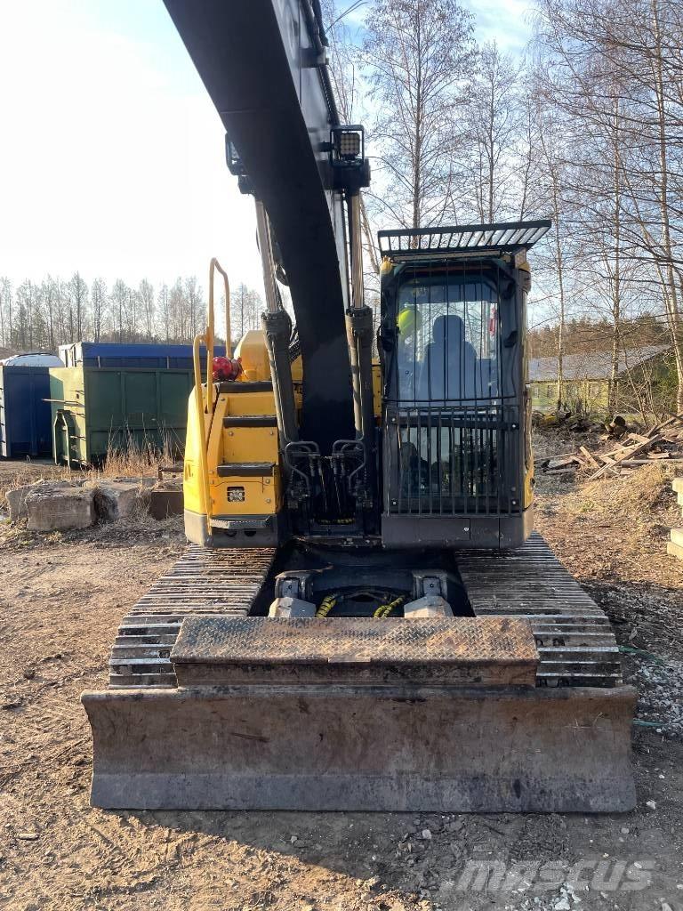 Volvo ECR 145 D Paletli ekskavatörler