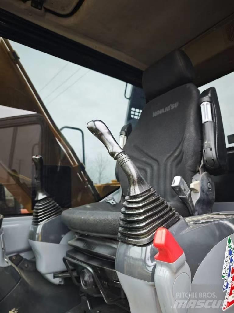 Komatsu 130LC-7 Paletli ekskavatörler