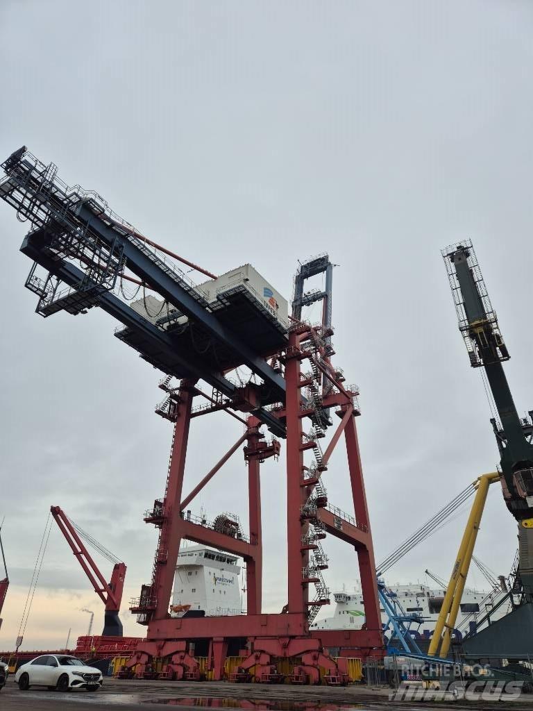  ZPMC STS Gemiden karaya konteyner vinci