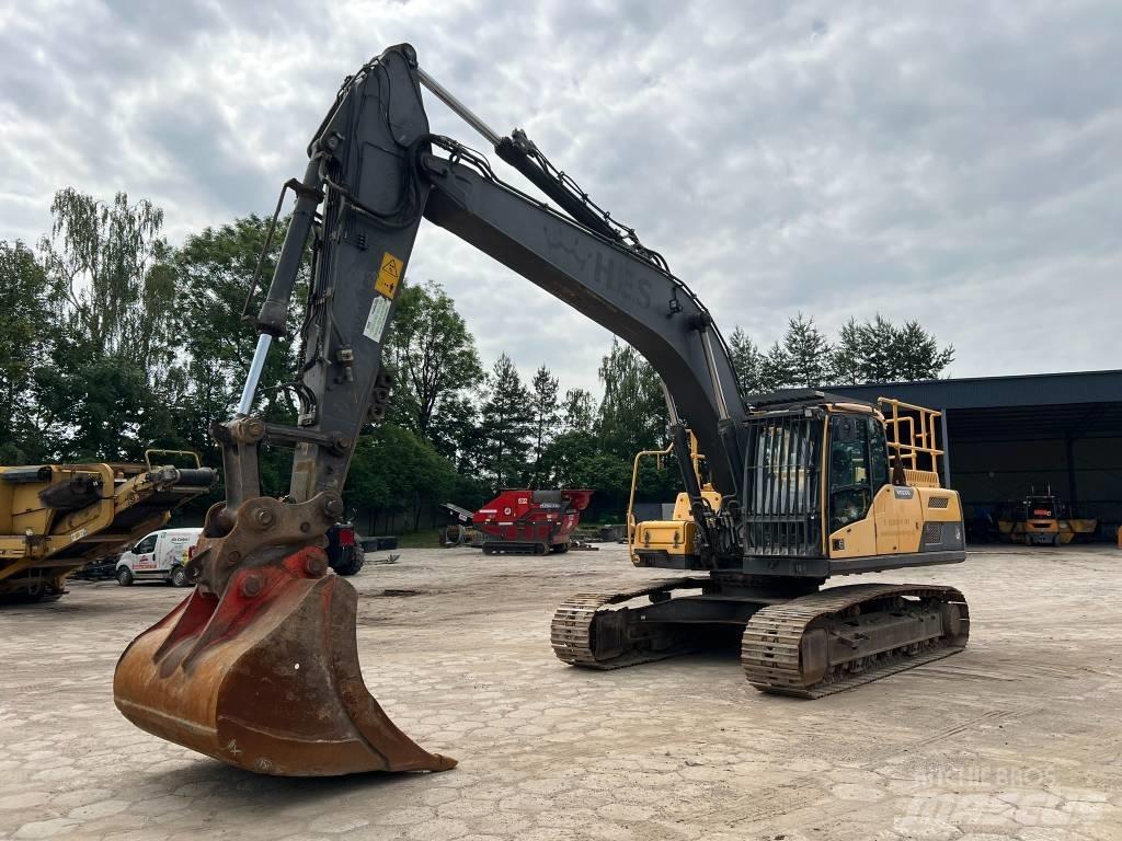 Volvo EC 250 D L Paletli ekskavatörler