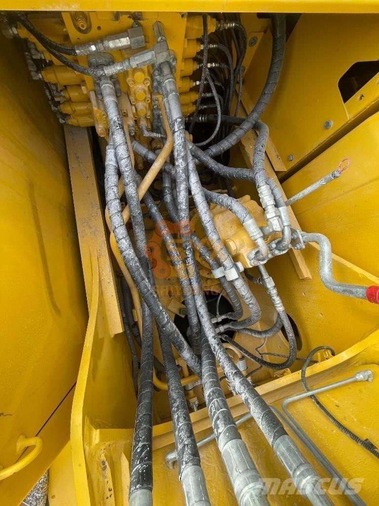 Komatsu PC 200-8 Paletli ekskavatörler