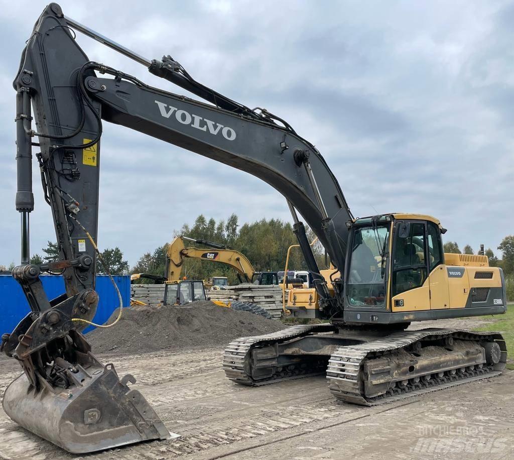 Volvo EC 300 D L Paletli ekskavatörler
