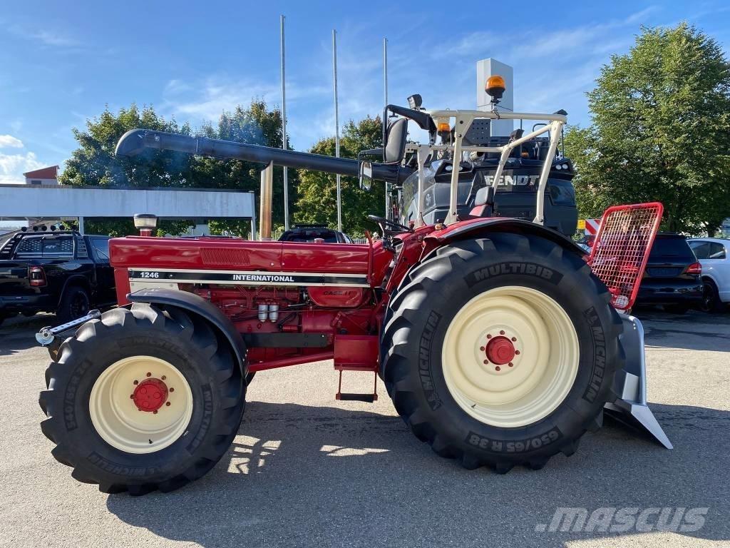 IHC 1246 AS Traktörler