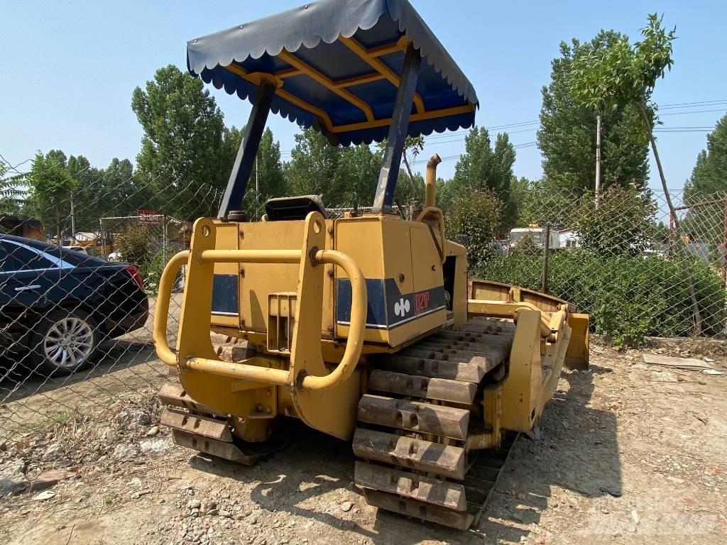 Komatsu D21P-6 Paletli dozerler