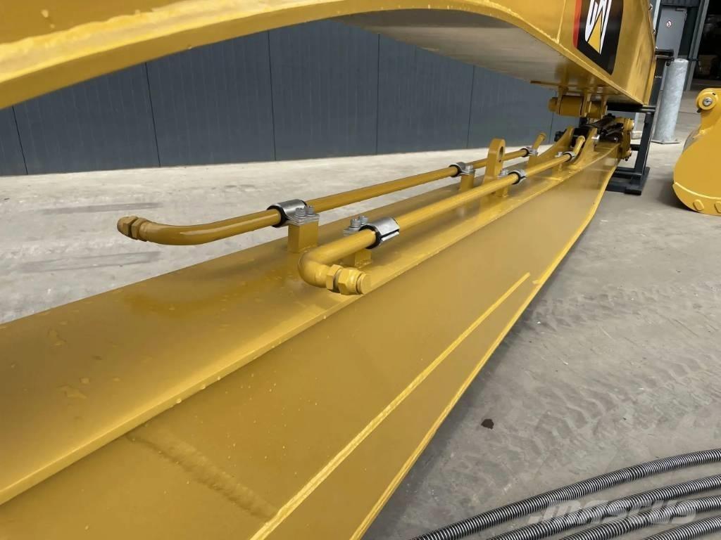 CAT 323 GX 18m Set Beko kepçeleri