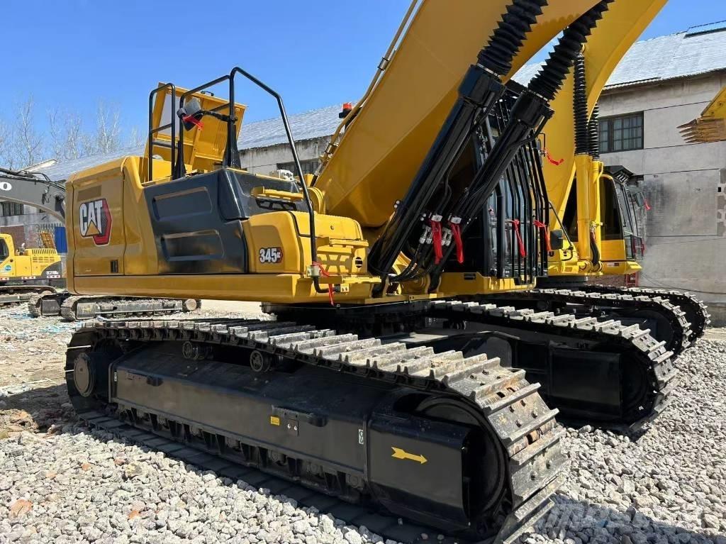 CAT 345D Paletli ekskavatörler